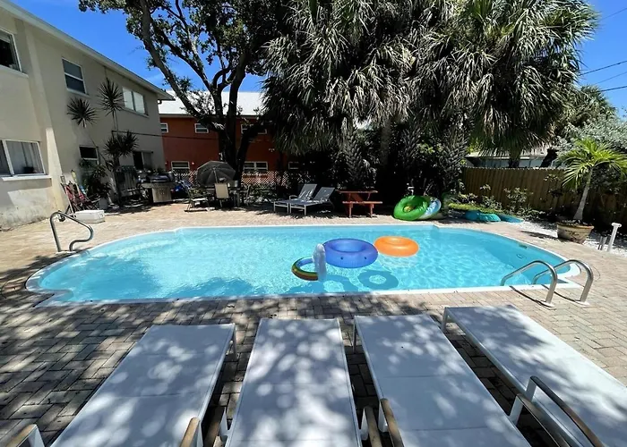 Tropical Coastal Oasis East *